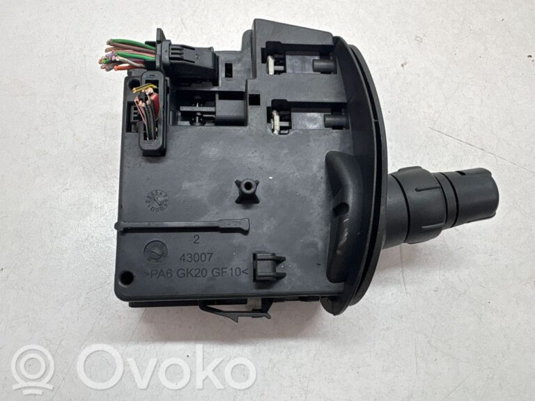 35e5c4172db9f5f745e75ca8d93f9c29-9b3bae9486f7115378fa557b0541f46c_wiper_control_stalk