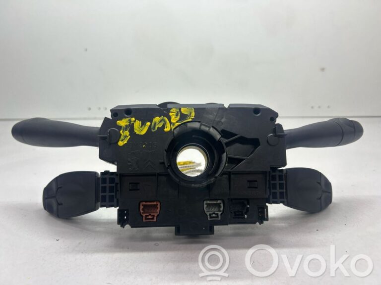 35ebcc05c9269bb108c7192e16a589e3-a41660137fcfa43ace173b71531991ba_wiper_control_stalk