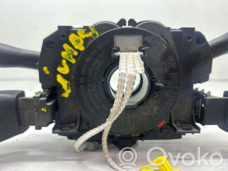3825f20abad09045bf54fa47c6bebe45-3d76748a7f3edf4207f2cb8bd280b9ef_wiper_turn_signal_indicator_stalk_switch