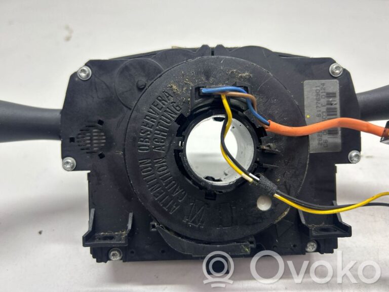 38c07e21cdb0ec22afd3e1d647b05b7d-e539e5bb3e11d4b042b62d599559099f_wiper_turn_signal_indicator_stalk_switch