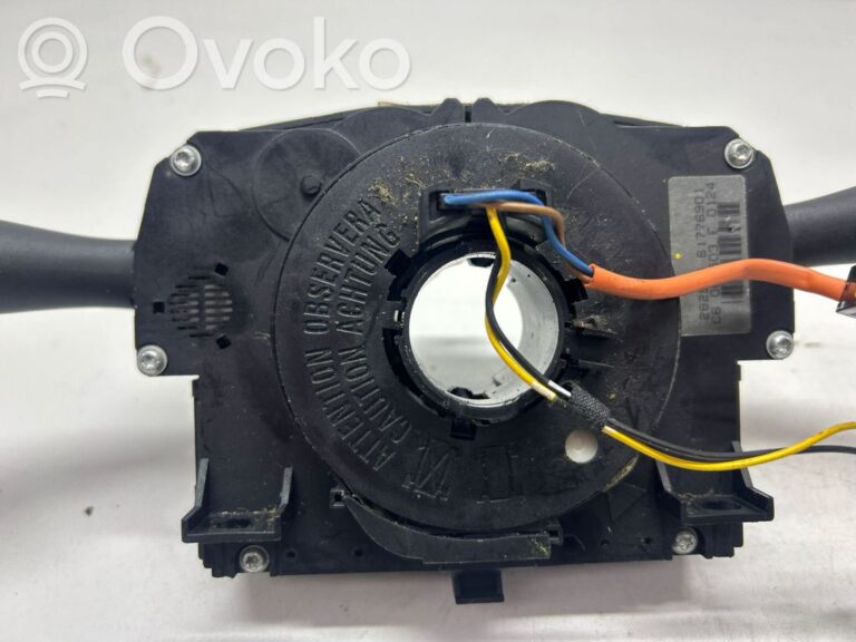 38c07e21cdb0ec22afd3e1d647b05b7d-e539e5bb3e11d4b042b62d599559099f_wiper_turn_signal_indicator_stalk_switch
