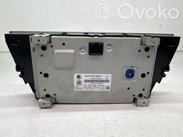 3909b3f4c76bb4a4d90072db5da7fb35-444386ad1b73e228c13762d7128dfac7_screen_display_small_screen