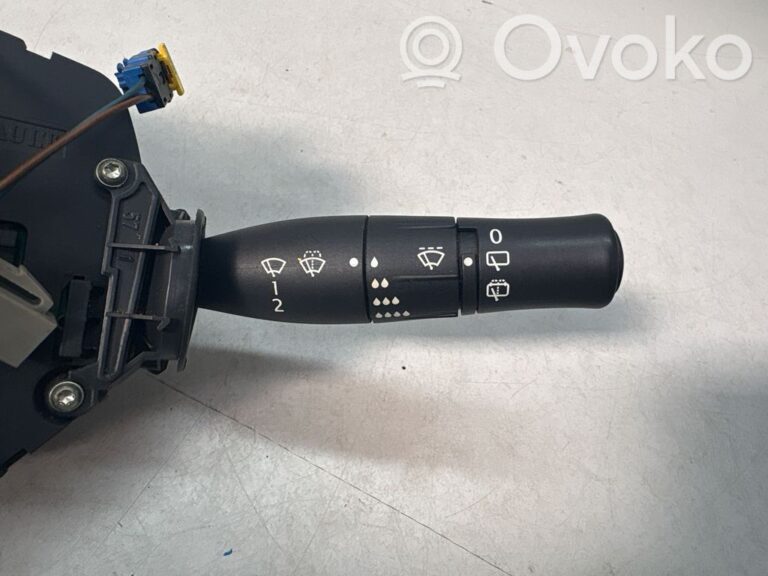 393f294f4a7a353c12f9c155a5683370-e69c9027f3a2ad4fb2a7bc03d57d6c7e_wiper_turn_signal_indicator_stalk_switch