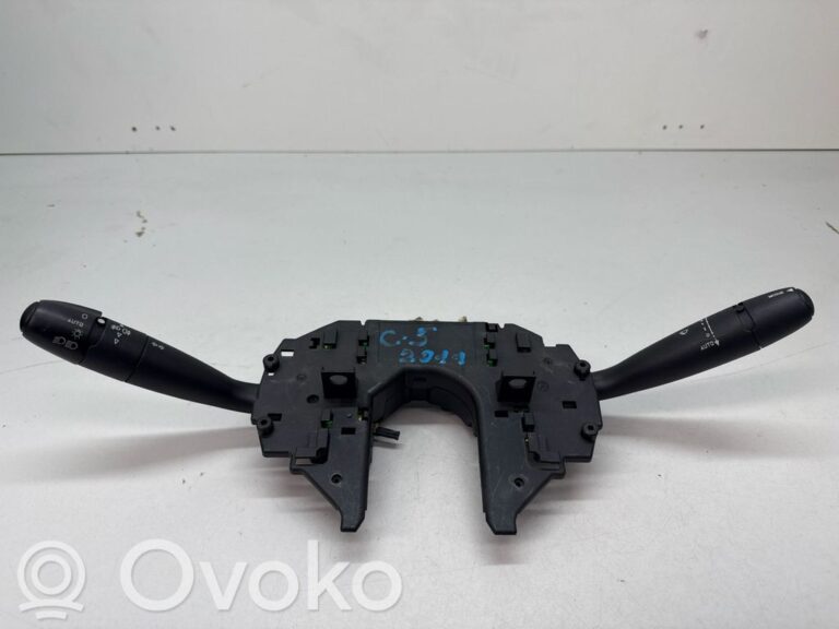 3a0c4562c6e4dd605306ee392567ba34-bee36974fb39d4618c6b5a201aa65938_wiper_turn_signal_indicator_stalk_switch