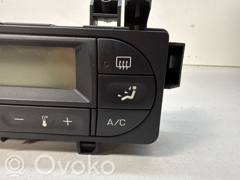 3d8f210feba3d5d6f0995a5a4272de40-4877df0c3ee547aa34b1add432ad809f_climate_control_unit