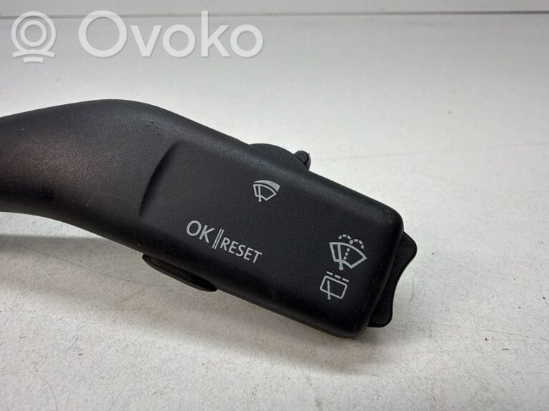 3de7790d5a05b05c8c4d6c2245a2d74a-820bdf75be8fde5bead6c95e0adacead_wiper_control_stalk