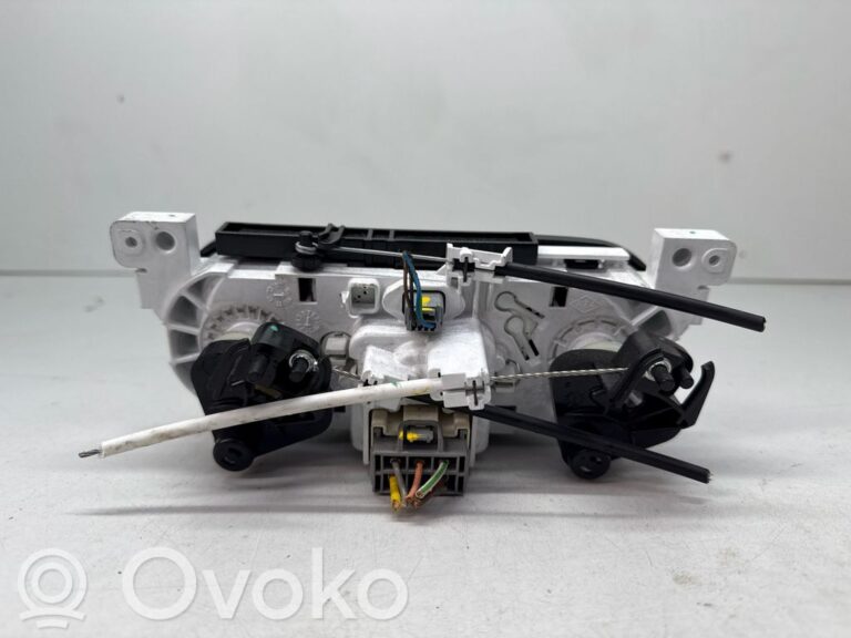 3eb2f6da601e175d51acd34ed4bdf177-4cbe4bd298249faaeb15cfdeace0d378_climate_control_unit