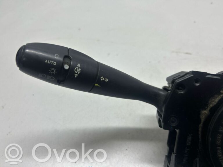 3f1fb73d1f3a0085b4fa837df4b8a62d-906e041607efca94e5abcfc2a072a4b0_wiper_control_stalk