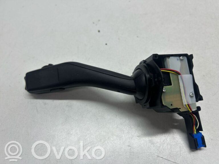 3f5f2e298ffcaebb95f64f680dd0795e-f63d1b270a548166d8f8e8bca0be8acf_wiper_control_stalk