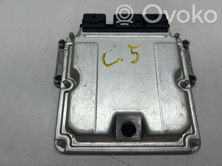 3f8b30955f1db2e150627ddcb0a2bf03-67e608324e685a60691011f6a6a4c47b_engine_control_unit_module