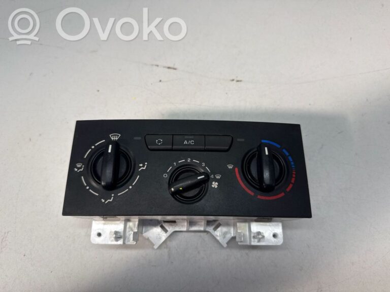 3fb887c0e31f792c050da27b64b50946-f424461e4a3dfd76a576b7ecd36bab4f_climate_control_unit