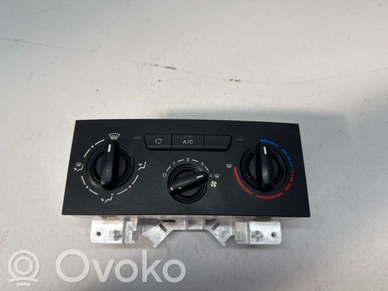 3fb887c0e31f792c050da27b64b50946-f424461e4a3dfd76a576b7ecd36bab4f_climate_control_unit