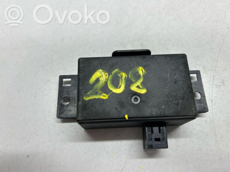 41b24d210f87b846ffb2ccc6b1b9161d-d9b79112cf076bac3225095bd7aa4388_tailgate_trunk_control_unit_module