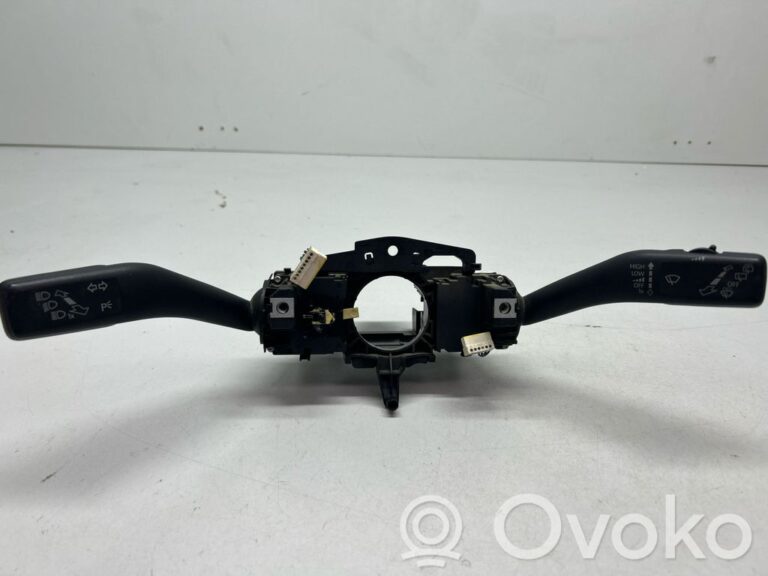 41ce7dc1da15c69241c07962e6045e04-e779f5f251ab84cf1baaa5a4092561d8_wiper_turn_signal_indicator_stalk_switch