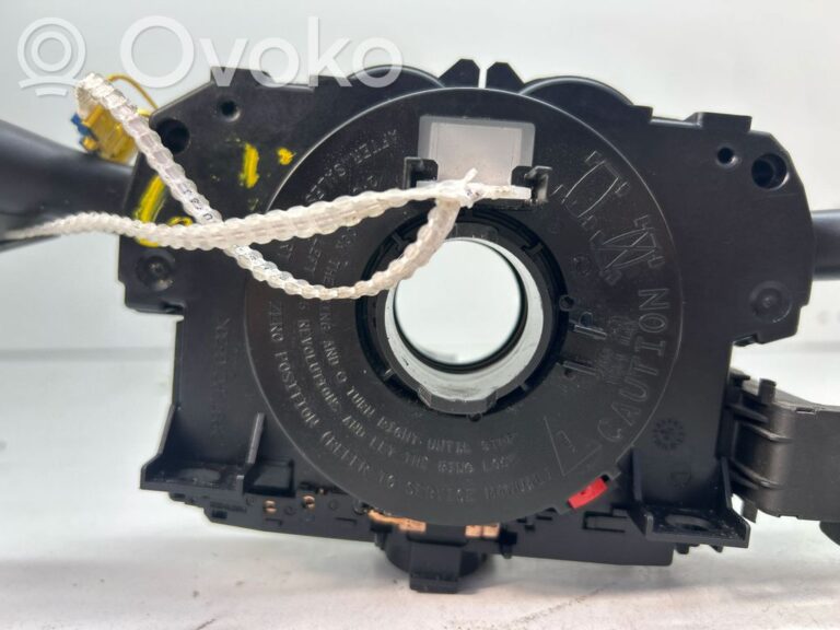41d2c721e0a9ca9d4c6e825ef72bd0ab-ab0d1d76fc84bb6758b1d7c768ea7782_light_switch