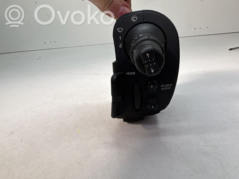 41d8b114f2231bf74abb07ae90e63e2d-36e1c7989d8691603704c331ce737ac1_wiper_control_stalk