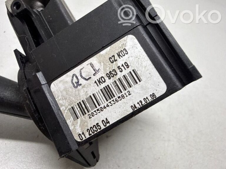 443909c02a6c127bfc62aeff24a82a05-34097987bde541451b01b58aa125e562_wiper_control_stalk