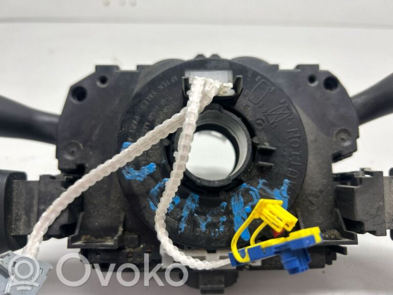 4554a50d05495ab56e934ae783e968c0-5c999f7772987be5cd5da9b052787808_wiper_turn_signal_indicator_stalk_switch