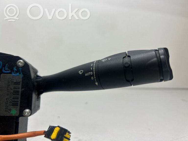 45f8a74b3ded426729bfd719deff412f-c46d34dd24d4a3202446f8f33cb474c9_light_switch