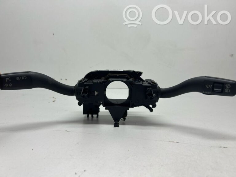 470cb73e7a09661c6a277649b2fcc516-861ba57dfdd5e2ee139edd704efd27cd_wiper_turn_signal_indicator_stalk_switch