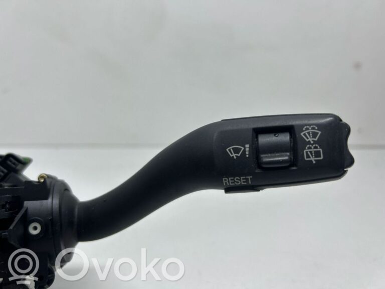 476a621d0cb8bd159bd025b2571ce53f-bbda187fcfb5e5113578ee55bc758ea1_wiper_turn_signal_indicator_stalk_switch
