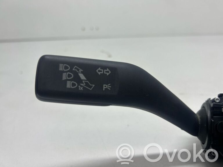 4a419ff06a097e4397bc571313d7413e-0809e8ec2609343cfc3f6e64b2d7128c_wiper_turn_signal_indicator_stalk_switch