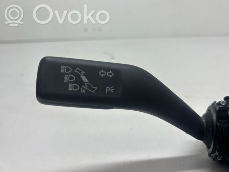 4a419ff06a097e4397bc571313d7413e-0809e8ec2609343cfc3f6e64b2d7128c_wiper_turn_signal_indicator_stalk_switch