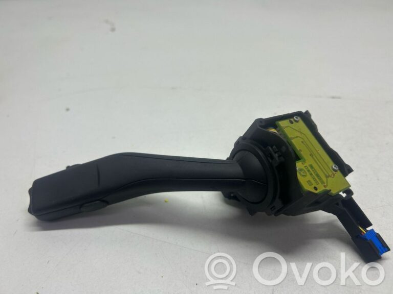 4a84bc054115f73b2d8a080bcc0570a9-48ccd21600ffc7370a606d2f5c538f49_wiper_control_stalk