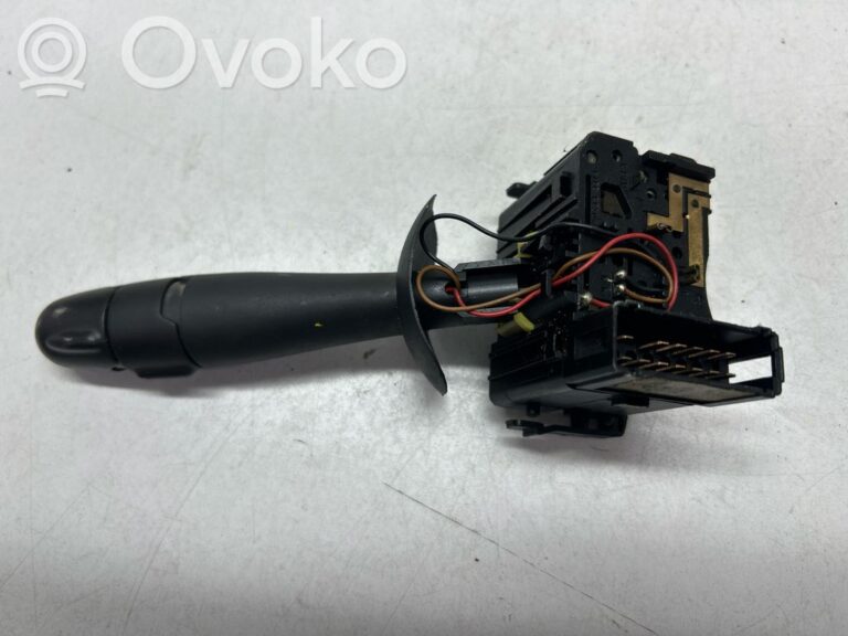 4bac7812f50b3b0626da44ea3068b49f-4cd35c549ecf48b57e7b2d3bd027105b_wiper_control_stalk