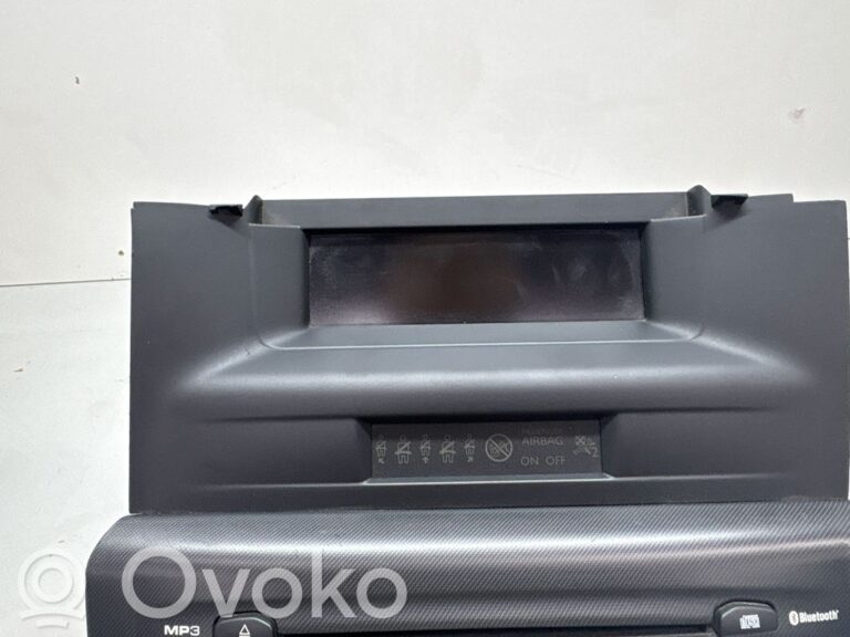 4cb2bb71fbeece9a88de3782bd68438f-10db8b3e26b99aeb4af84ffd9ea95976_screen_display_small_screen