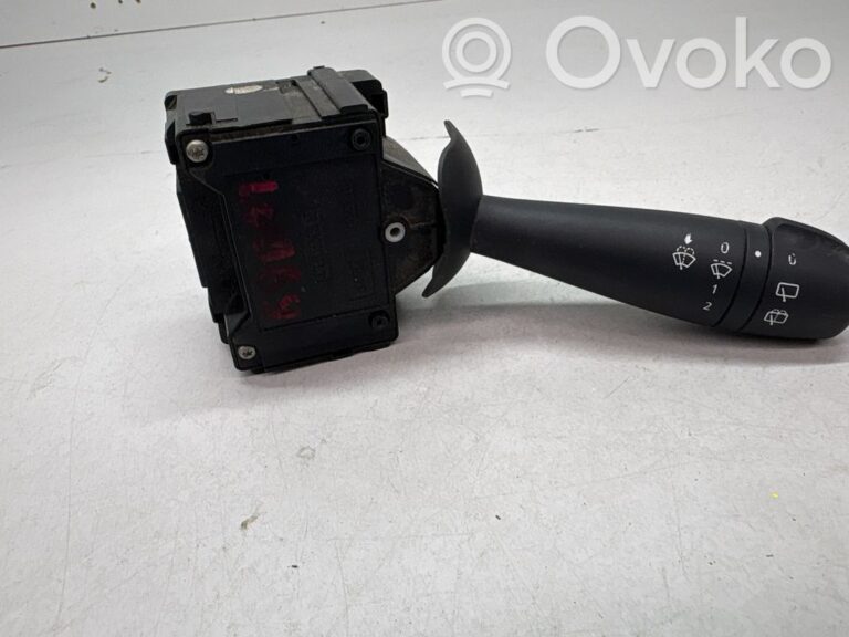 4d2ebaf36fe80b96a51cbf5db38dc580-b552d622268ac3bbec9c2e2ca5e936b7_wiper_switch