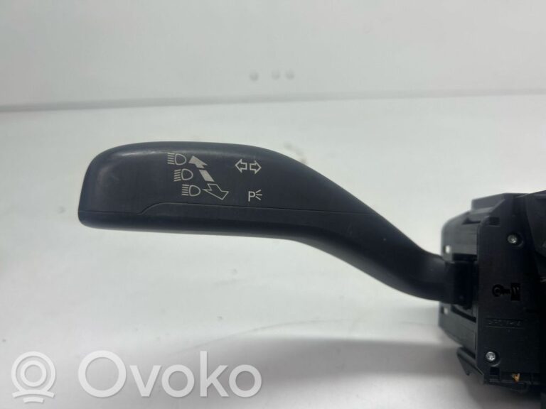 4fbda47ca75b0120ca9ea61f13b701ac-64cf2e4b6cba42e1bd16ab48b944b636_wiper_turn_signal_indicator_stalk_switch
