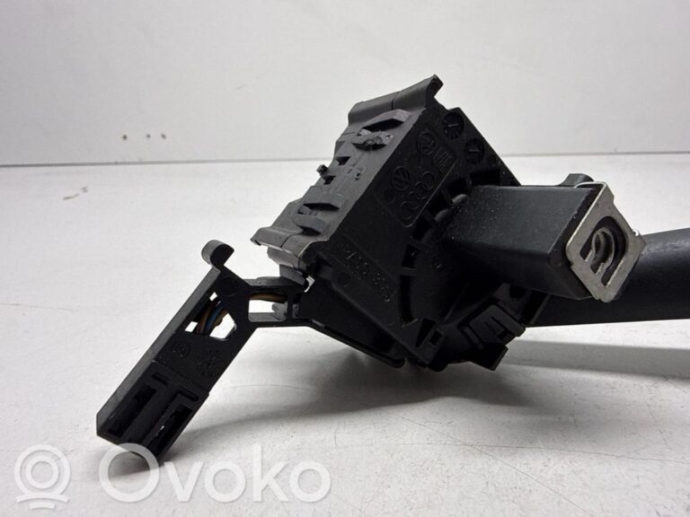 4fdb8cc2ec95da32bab8551f1d00ceb3-6b50b081dfff3701ad0fc39f89133769_wiper_control_stalk