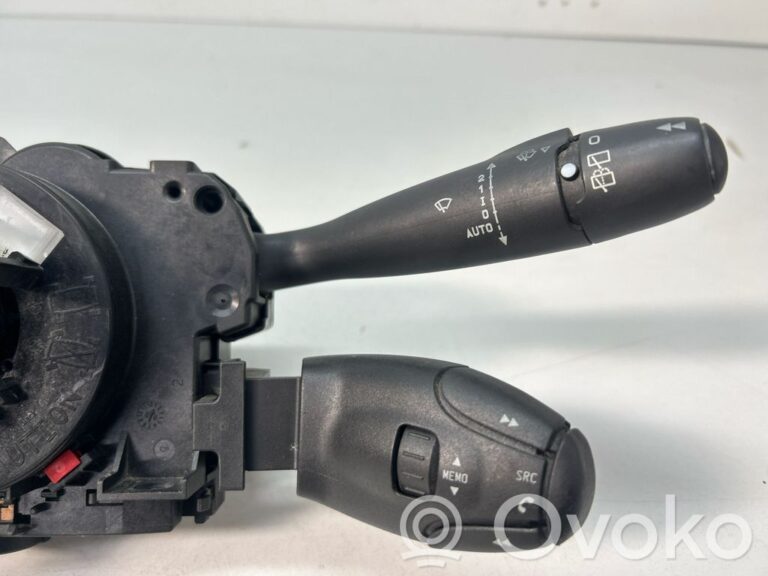 505762687e3da0a60ad935a5a8e4ee99-c4a2db8f732da1527294022126aaba01_light_switch