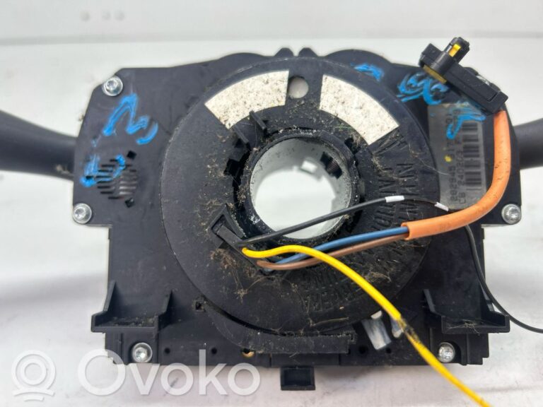 5150f6da9dfb4e7870f32c4256470455-ec24c7f7ff358083551a718ab35b2065_light_switch