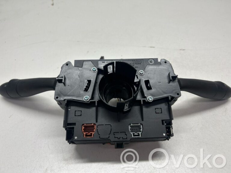 5226d374538f8ee36a2afe66bba40bc9-668cca701e20504efffe8b5fedf6ee5f_wiper_turn_signal_indicator_stalk_switch