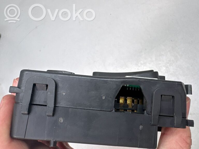 5343360496edace2a75b60d74d5b1995-07510f0546d49d654ced9d3010a6316a_wiper_control_stalk