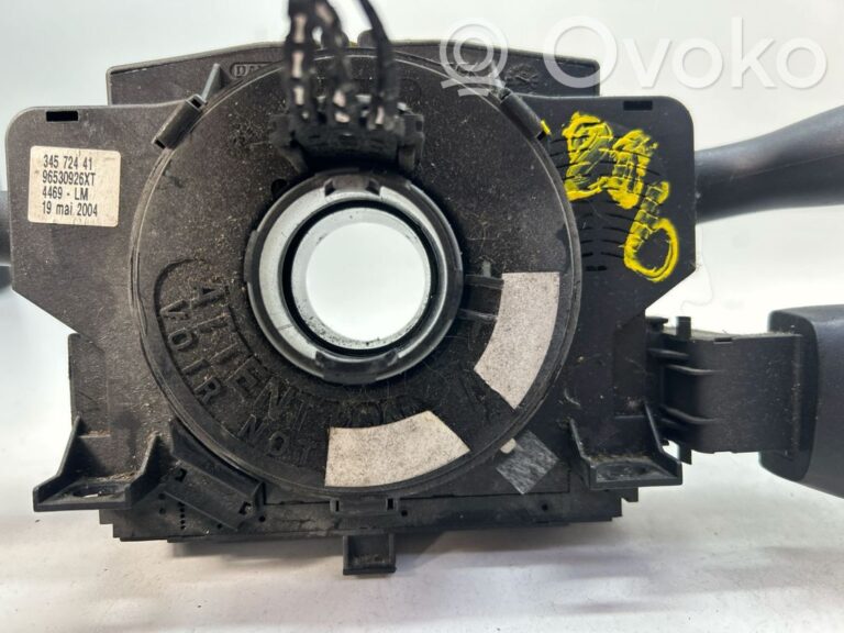 54e4aeb118419cfd95330461e229195c-cc110ddb3cd76f5cb465610daf07fd49_wiper_control_stalk