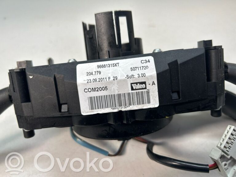 55bf471d61539cfc8ed4ed87ff539e66-c2f4f732c9a1aa1fee9d337820ea304d_other_switches_knobs_shifts