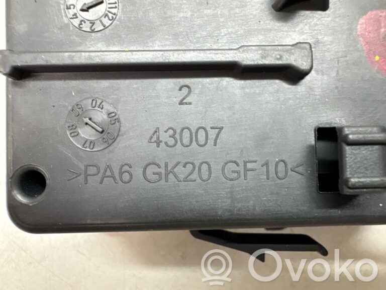 55f8a7ba8749e00734f8048dd49108e7-fbf3379178391d693513ed637a0d8e0e_wiper_control_stalk