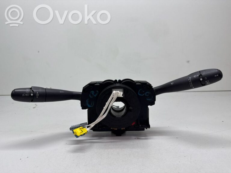 55fa2110c9b5b8fe70fe2883741f776a-df9f69e632c0ee28c1ab7e80b9b25cf5_wiper_turn_signal_indicator_stalk_switch