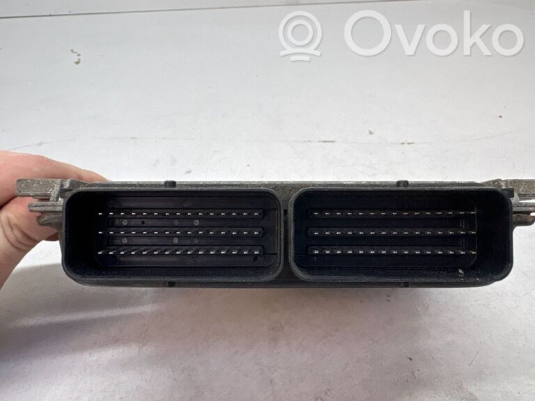 56a2e9bb16e4b3bcdf45464677694ed6-2245cdf64fe0bf09bb0d701127b9ed39_engine_control_unit_module