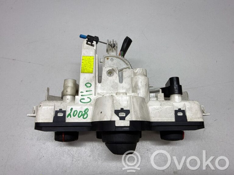 5bfa21fd0858a1b9147f2156341d981c-e88da1ea23e823a401761d06a189a225_climate_control_unit