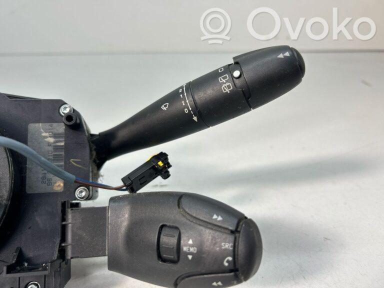 5d0cb9fe52d903eb5d8638dfcb4063ff-95575993f500a3acce379041133f6391_wiper_turn_signal_indicator_stalk_switch