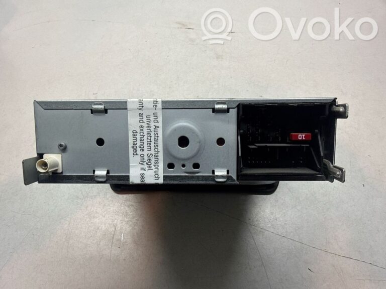 5f6e4910c3039f705de0b7f95a643cb8-bcd0804d8658596707cf7cfe502c4748_radio_cd_dvd_gps_head_unit