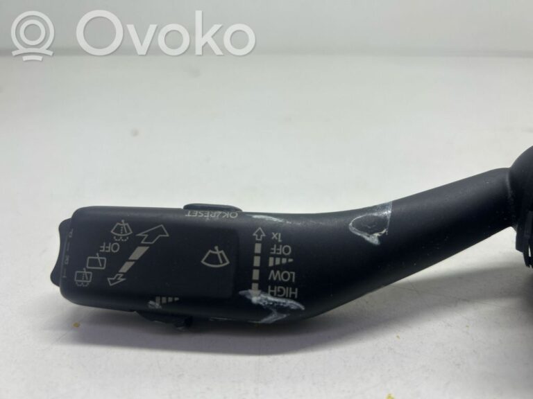 609d0828e0f27824235b36af33ed56f8-97ab5490f19ff47d719603e0ca3499e9_wiper_control_stalk