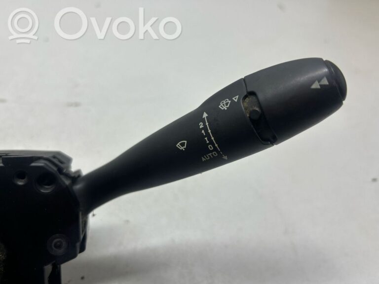 60bced91b2bf8a1ab183e26fed67bc53-1a258dd33b3612e789cb2a12ec2fdbea_wiper_control_stalk