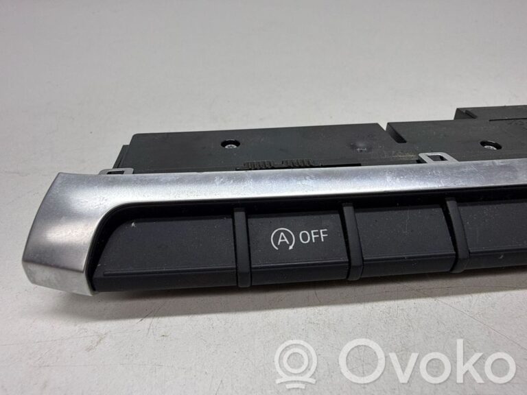 611594463786b56757c6bfe69b242742-c18cf2efd736cd65c93a2b829a2ecdd5_hazard_light_switch