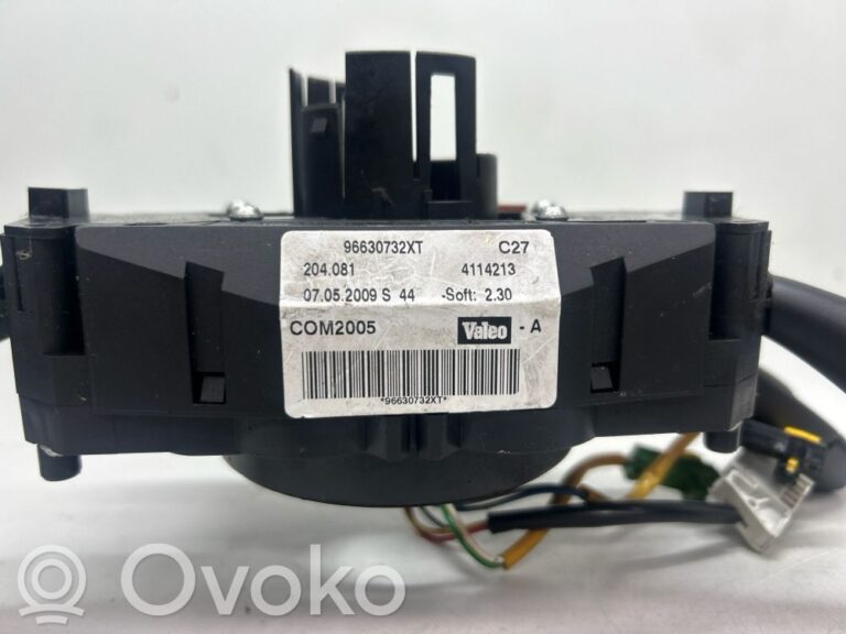 640f39556bc96ef3b135f28bb1f5cea8-39e233c5a74a7a2a72d9759c0678c89b_multifunctional_control_switch_knob