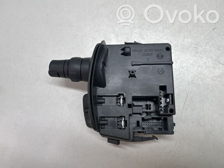 64d5764aa78d9291cacfe82401b5a5cd-daf50822e9fdf4905f896aab06a9fec8_wiper_control_stalk